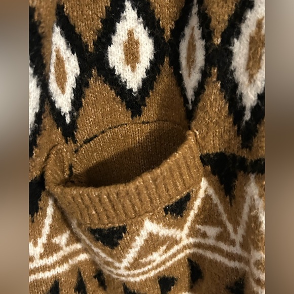 Black Tape | Aztec Cozy Brown Sweater | Size X - Picture 4 of 9